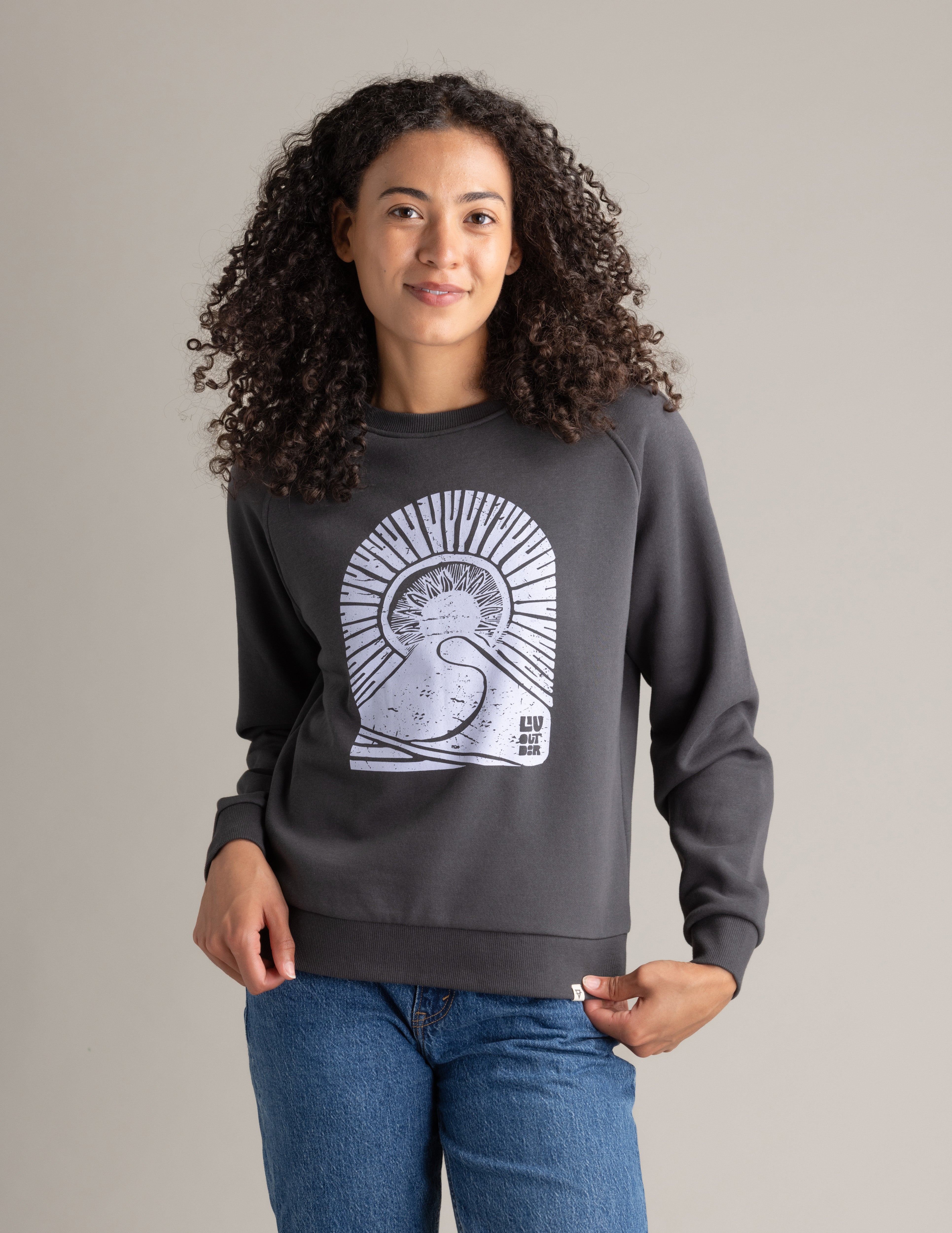 Women's Gabriella Graphic Raglan Crew - LIV Outdoor