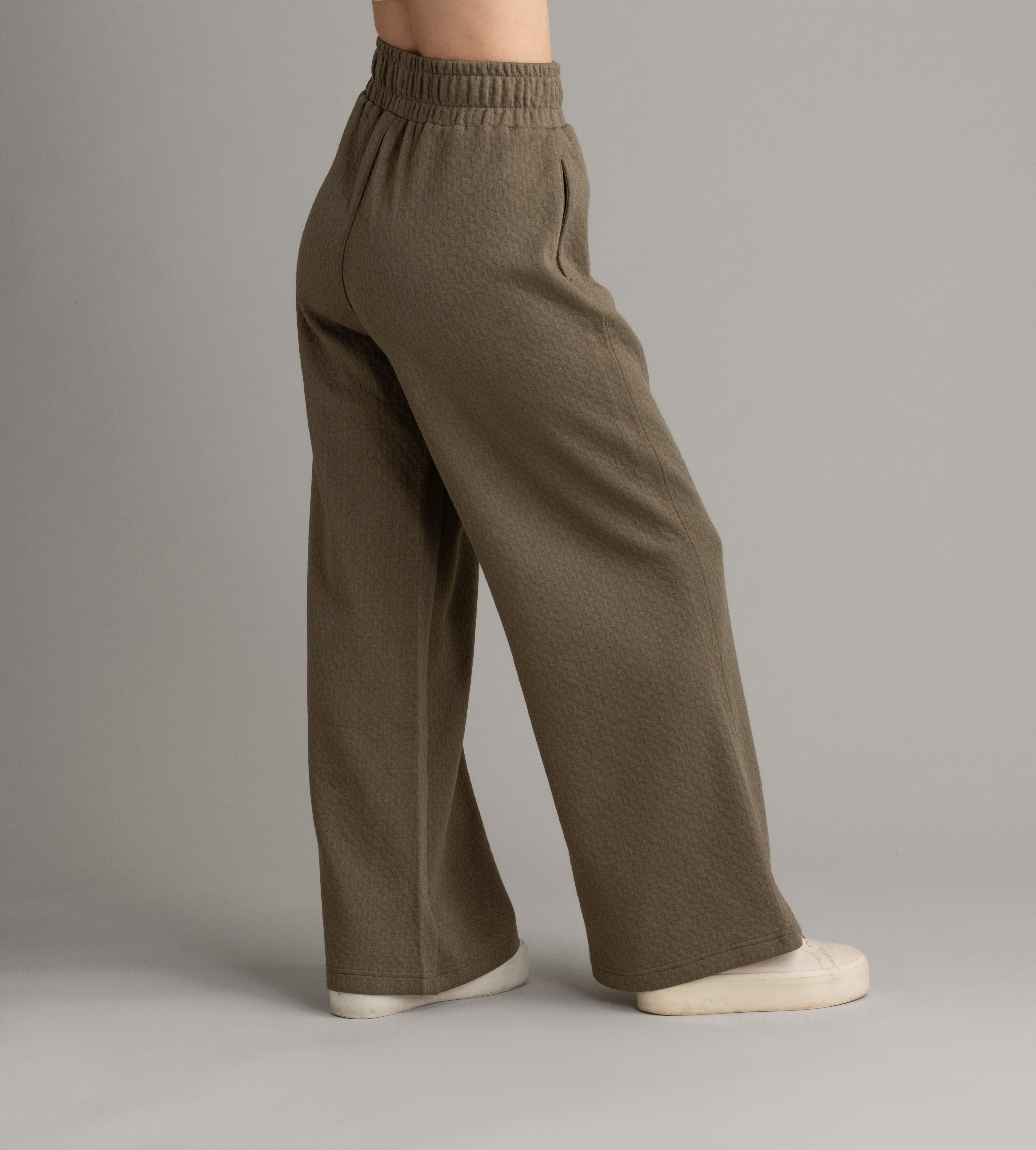 Women's Kaya Quilted Wide Pant in Plus - LIV Outdoor