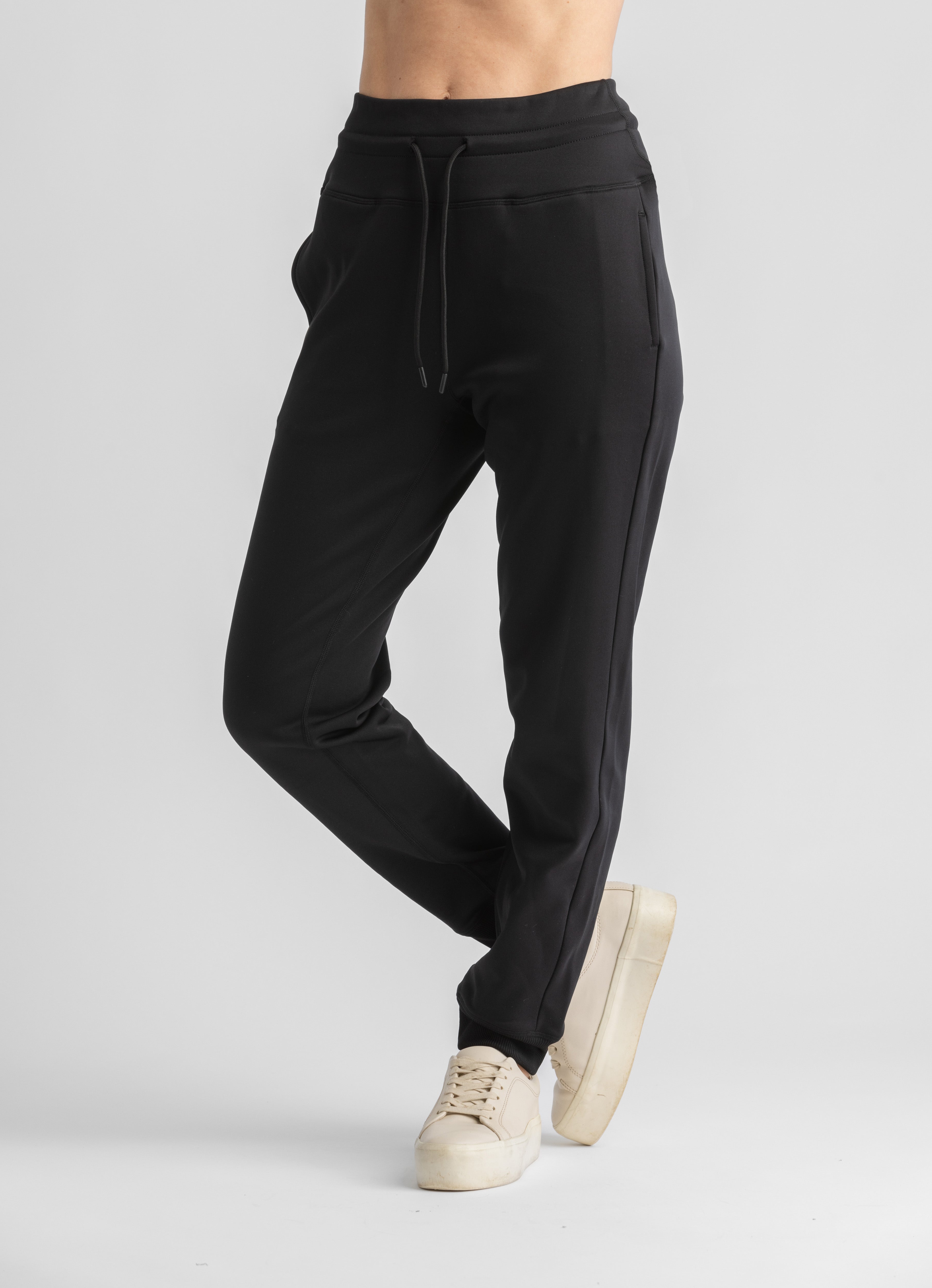 Women's Freerider Stretch Scuba Fleece Jogger - LIV Outdoor