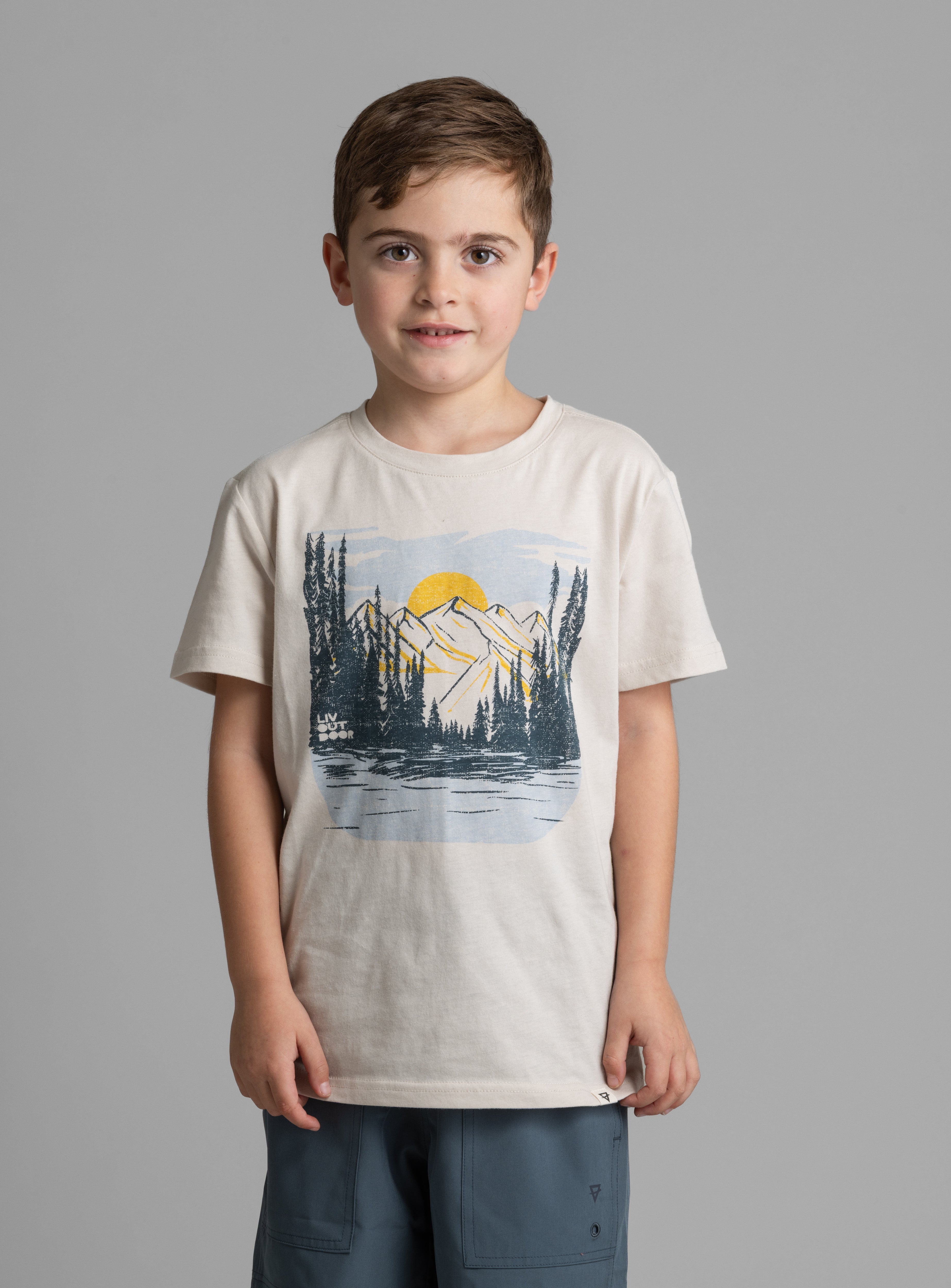 Unisex Kids Short Sleeve Graphic Tee - LIV Outdoor
