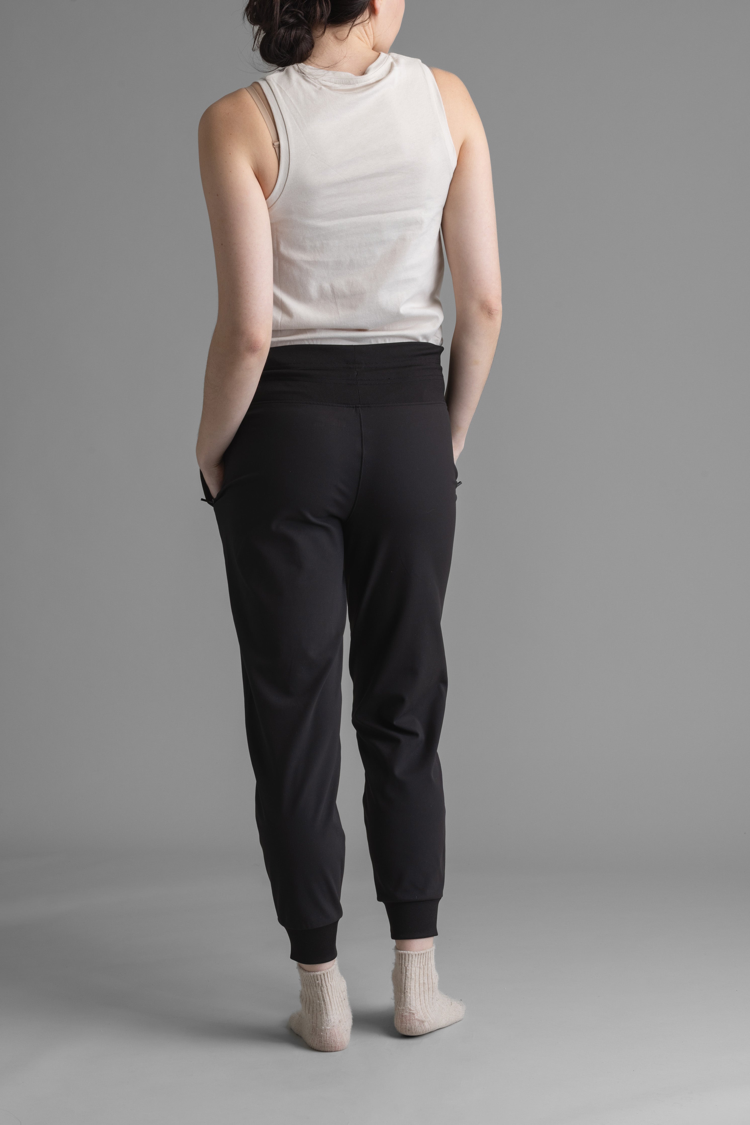 Women's Joni Stretch Jogger - LIV Outdoor