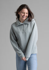 Women's Lucia Vertial Quilt Pullover - LIV Outdoor