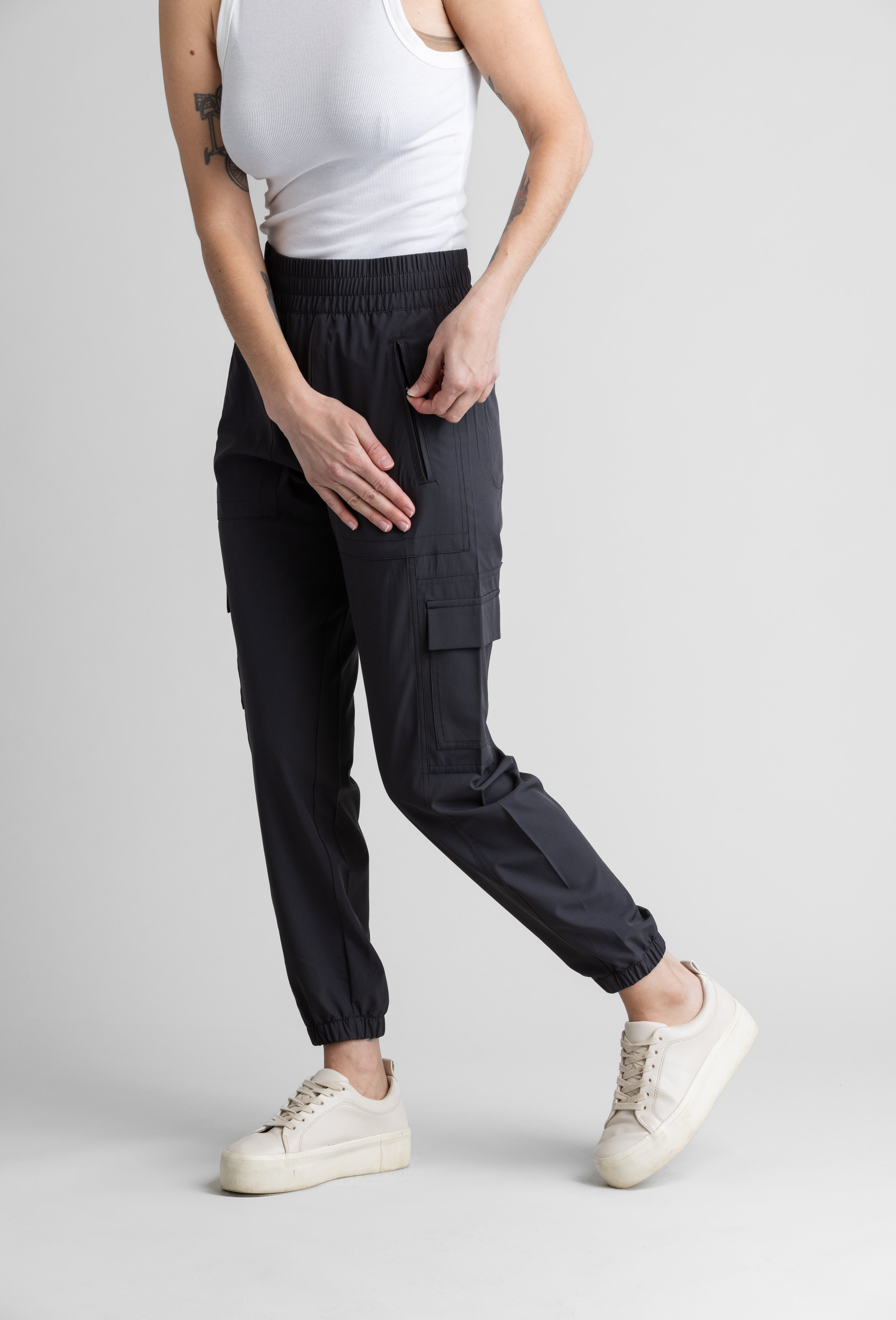 Womens Jade Stretch Woven Cargo Jogger