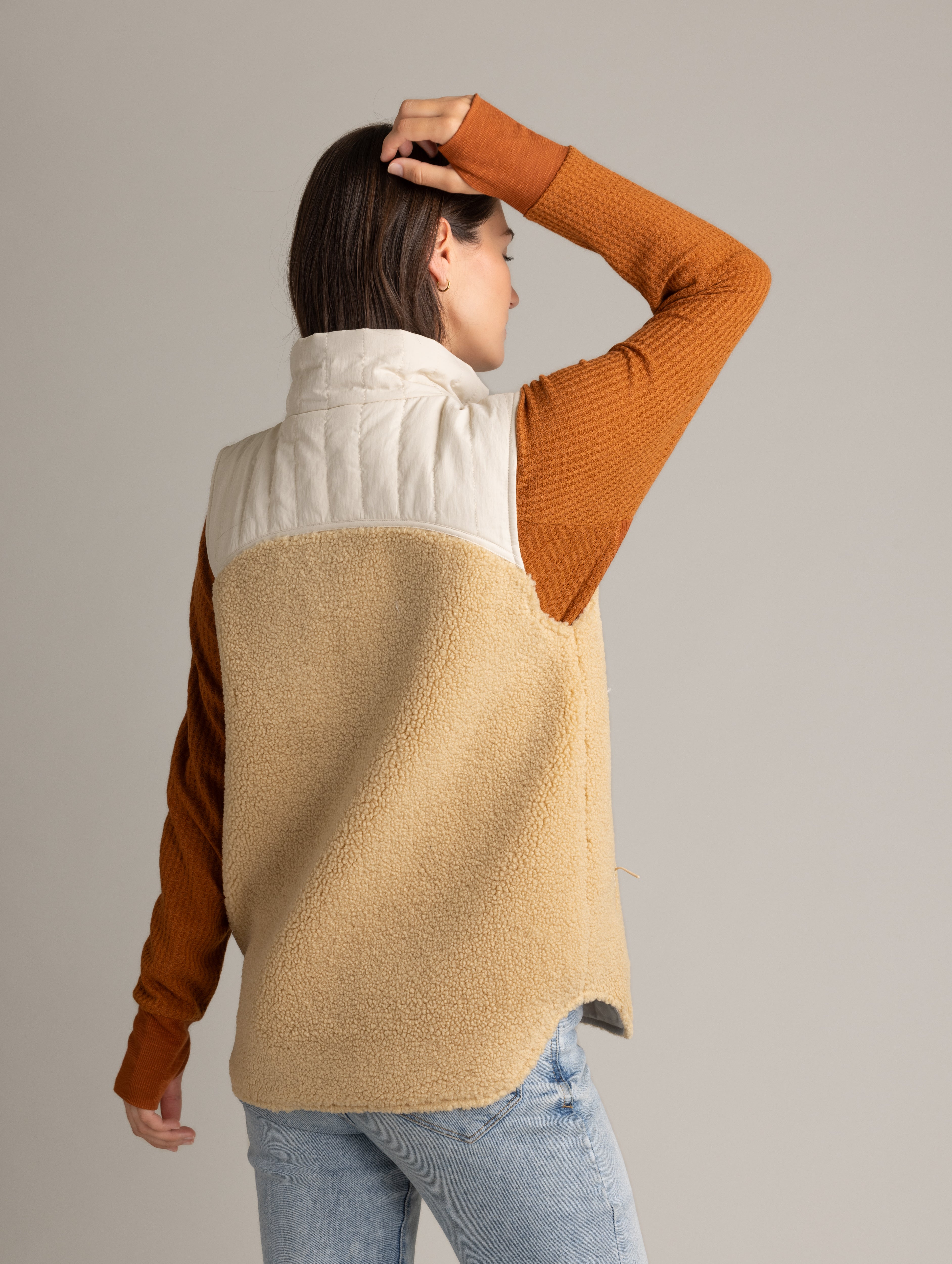 Women's Vela Hybrid Berber Vest