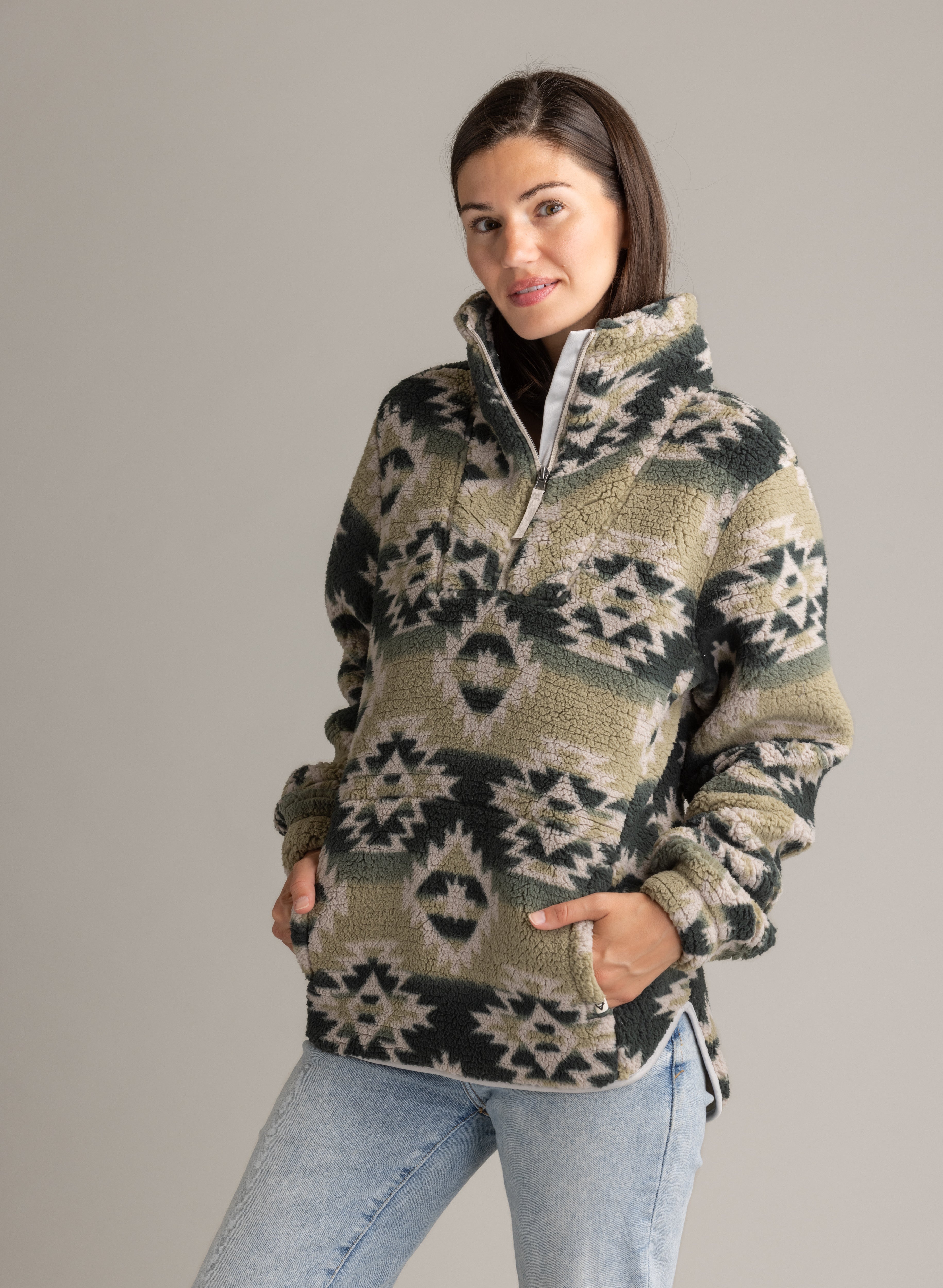 Women's Ainsley Plush Sherpa Pullover - LIV Outdoor
